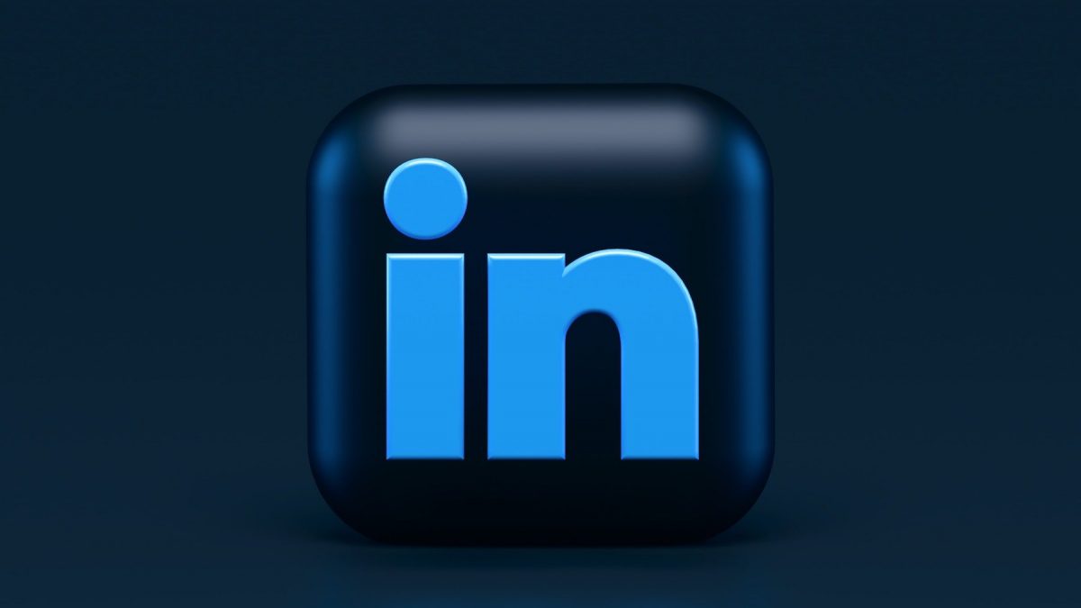 چگونه LinkedIn Premium را به صورت رایگان دریافت کنیم