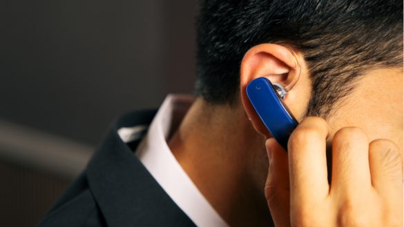 Which Bluetooth hands-free model is better?